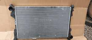 Chłodnica wody płynu Mercedes W203 2.2 CDI A2035001103 1