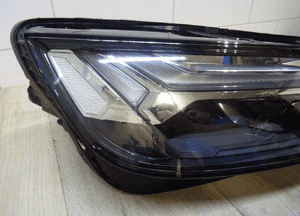 Lampa prawa przód MATRIX AUDI Q5 LIFT ORYGINAŁ 80A941036E 80A LLU 4