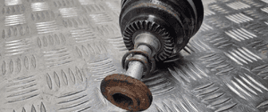 BMW X1 E84 LEWA PÓŁOŚ PRZÓD PRZEDNIA 7591681 14