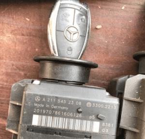 Mercedes E 211 cls 219 Slk 171  stacyjka kluczyk 3