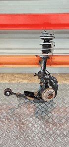 BMW E90 E91 ZWROTNICA AMORTYZATOR PRAWY PRZÓD PRZEDNIA 6768996 6796468 2