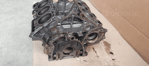 Silnik blok silnika słupek dół Jaguar XF X250 2.7 TDV6 5