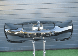 Zderzak przód przedni bmw 3 F30 F31 lift 2015-2018 rok 1