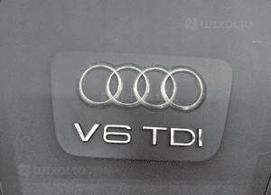 AUDI A6 C7 pokrywa osłona górna silnika 3.0 059103325cf 6