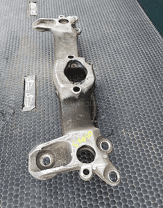 Łapa Wspornik 8E0399263S Poduszka Podpora Belka Skrzyni Skrzynia Biegów Audi A4 B6 B7 3