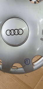 Dekielek kołpak kapsel 15" Audi A3 8L 4A0601147B 7