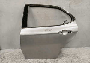 Drzwi lewe tylne lewy tył toyota camry viii 8 18- 1