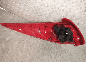 Lampa prawy tył peugeot 207 2