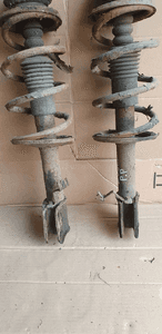 Amortyzator przód przedni prawy lewy amortyzatory Dacia Logan 1.5 DCI 6