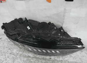 Audi Q7 lift matrix full led cała lampa przednia prawa 7
