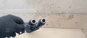 Chłodniczka płynu wspomagania chłodnica VW Phaeton 3.2 R32 3D0422885D 4