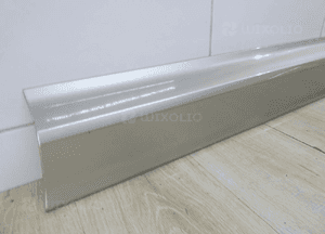 Volvo XC60 ii listwa drzwi prawa przód przednia 31440303 llu 3