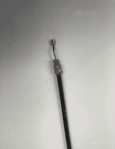 ZWROTNICA PIASTA ZACISK LEWY TYŁ MERCEDES W212 LIF 2