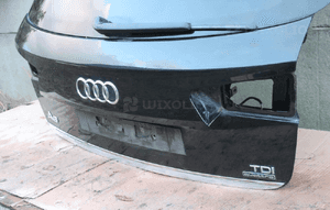 Tylna klapa audi A6 C7 avant LY9T 2014 3