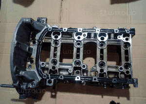 Citroen C4 Peugeot  Ford Volvo V50 1.6 16V HDI TDCI  blok silnika dol miska 1