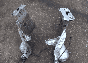 Toyota Yaris II 06-11 podłużnica ćwiartka przód przednia d praw lewa 2