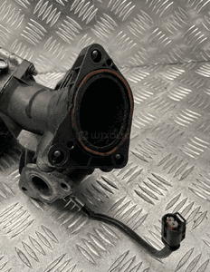 Bmw F10 F15 F20 F25 F30 F33 kolektor ssący kolano 7810765 8519492 7810752 4