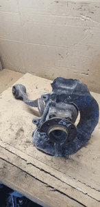 Zwrotnica piasta prawy przód przednia prawa BMW E60 E61 6760954R 1