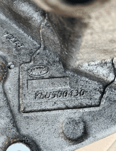 Łapa alternatora YLU500430 Range Rover 3 III LM L322 3.6 TDV6 3