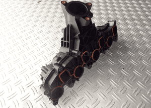 Kolektor ssacy vw audi 03L129711BA radom