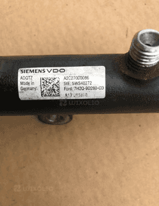 Listwa wtryskowa z czujnikiem E4 7H2Q-9D280-CD Land Rover Discovery 3 III / Range Rover Sport 2.7 TDV6 2