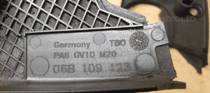 Osłona obudowa rozrządu Audi A4 B6 1.6 06B109145B 06B109123 7
