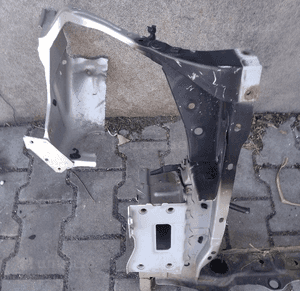 Toyota Corolla Verso lift okular wzmocnienie przod prawe lewe 7