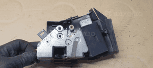 Zamek prawy przód przedni prawy BMW E39 8235126 2