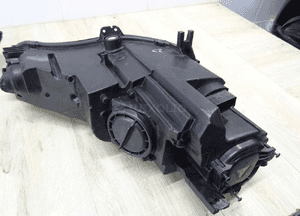 Audi A4 B9 reflektor bixenon lewa 8W0941043 7