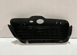 VOLKSWAGEN GOLF 3 Kratka zderzaka L - 16171 1