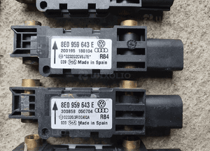 Czujnik 8E0959643 A B D E Uderzenia Czujnik Uderzeniowy Sensor Audi A3 8P A4 B6 B7 A6 C5 10