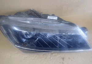 Lampa prawa prawy bi xenon skoda superb 3 iii 3V 4
