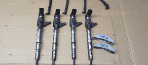 Wtrysk wtryskiwacz paliwa Skoda Rapid 1.6 TDI 03L130277B 2
