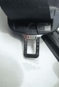 Pas bezpieczeństwa prawy przód audi A3 8Y 20- 6