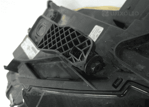 Audi Q3 lift 8U0 xenon idealna lampa przednia prawa 8