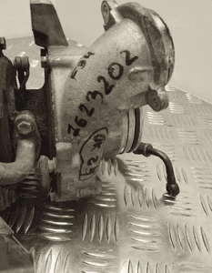 BMW F34 Turbosprężarka 7623202 10