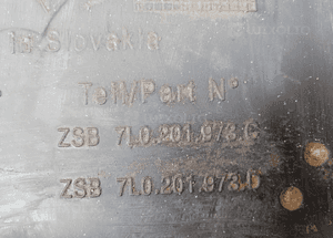 Osłona zbiornika paliwa baku VW Touareg 7L 7L0201973C 7L0201973D 3