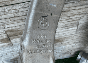 ZWROTNICA WAHACZE AMORTYZATOR BMW X5 G05 X6 G06 6869032 6876656 5