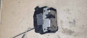 Zamek drzwi lewy tył tylny lewy Land Rover Freelander 8 PIN 5