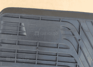 Dywaniki Gumowe PRZÓD Audi R8 42b061221 10