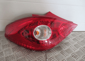 Lampa tylna tył lewa opel corsa d 3D 2006-2011 1
