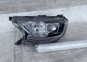 Ford ranger v lift lampa lewa 19- 1
