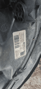 Przod przednia lampa prawa renault scenic 1 3