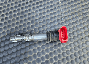 Cewka Cewki Zapłonowa NGK U5013 BERU 0040102051 2.0 3.0 AUDI A4 B6 B7 VW Skoda Seat 4