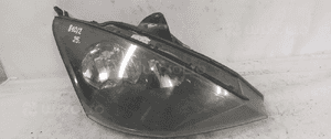 .  PRZOD PRZEDNIA LAMPA PRAWA FORD FOCUS MK1 CIEMNA 1