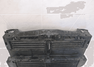 Ford focus MK4 18- żaluzja roleta pas przedni wzmocnienie 12