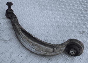 WAHACZ DOLNY LEWY PRZOD AUDI A4 B8 A5 2.0 TDI