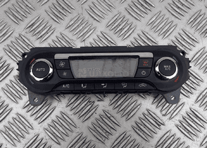 PANEL KLIMATRONIK FORD FOCUS MK3 BM5T-18C612-CL DOSTĘPNE 2 SZTUKI 1