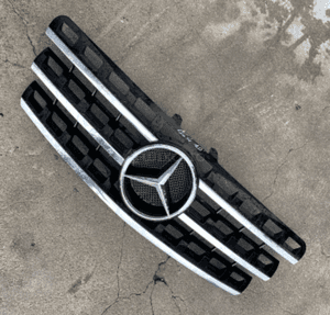 MERCEDES ML 164 zderzaka Atrapa grill  grand edition  LIFT led  halogen 4