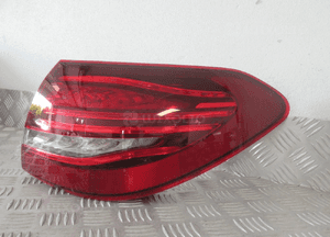 Lampa tylna tył prawa mercedes c-klasa W205 S205 kombi led lift 2018-2021 20